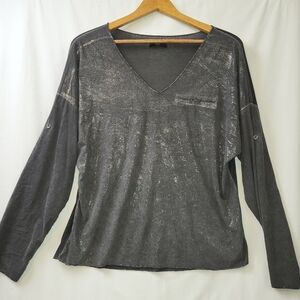 NT By Amati Shimmer V Neck Top Women's Size Large Made In Italy Gray‎